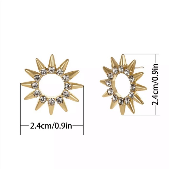1 LEFT!✨Dainty Circle Spike Stud Earrings✨ - Picture 5 of 6